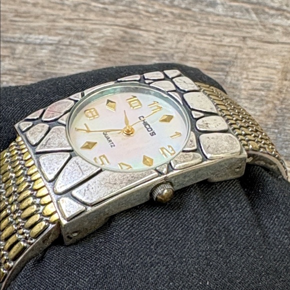 Chico’s Textured Silver & Gold Watch – Mother of Pearl Dial main image 7